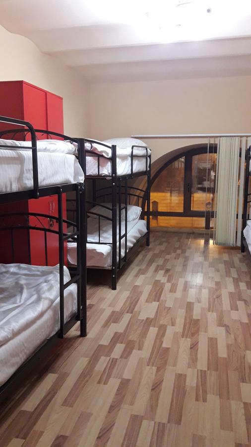 Loft Hostel Baky Esterno foto